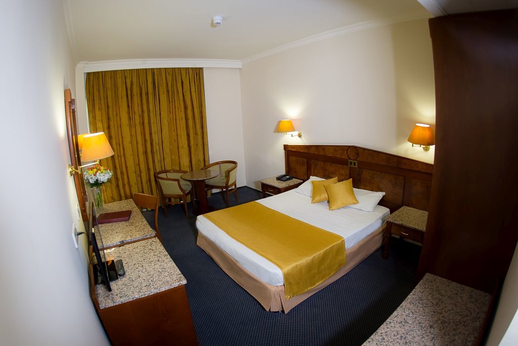 Kapetanios Limassol Hotel Luaran gambar