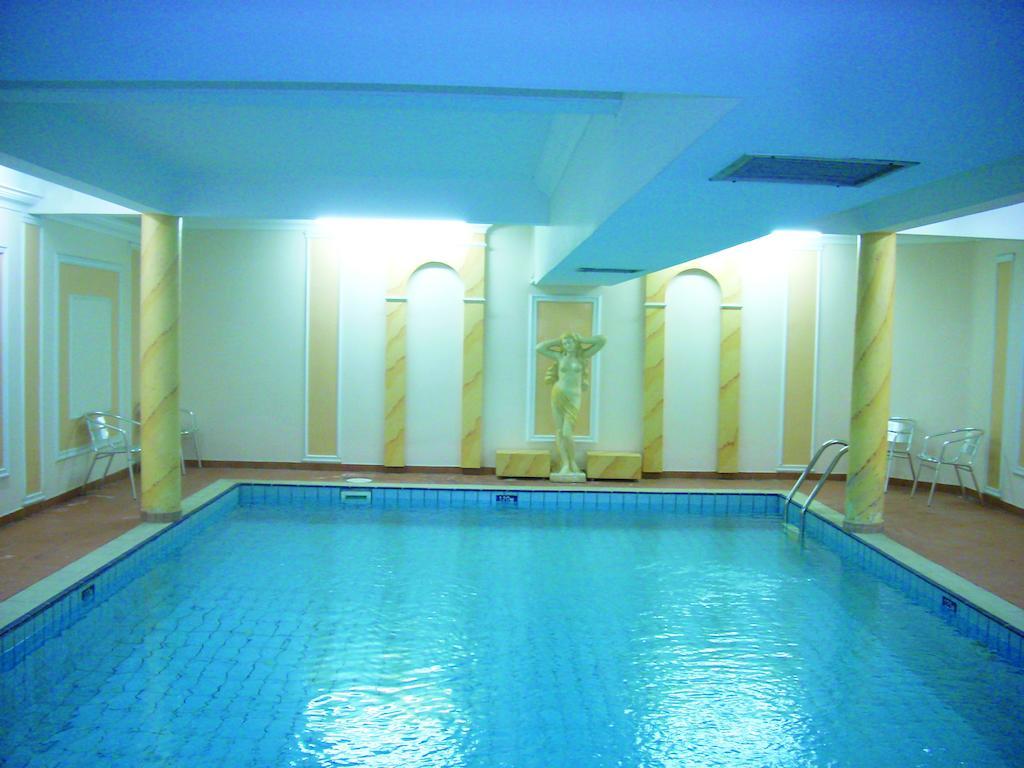 Kapetanios Limassol Hotel Luaran gambar