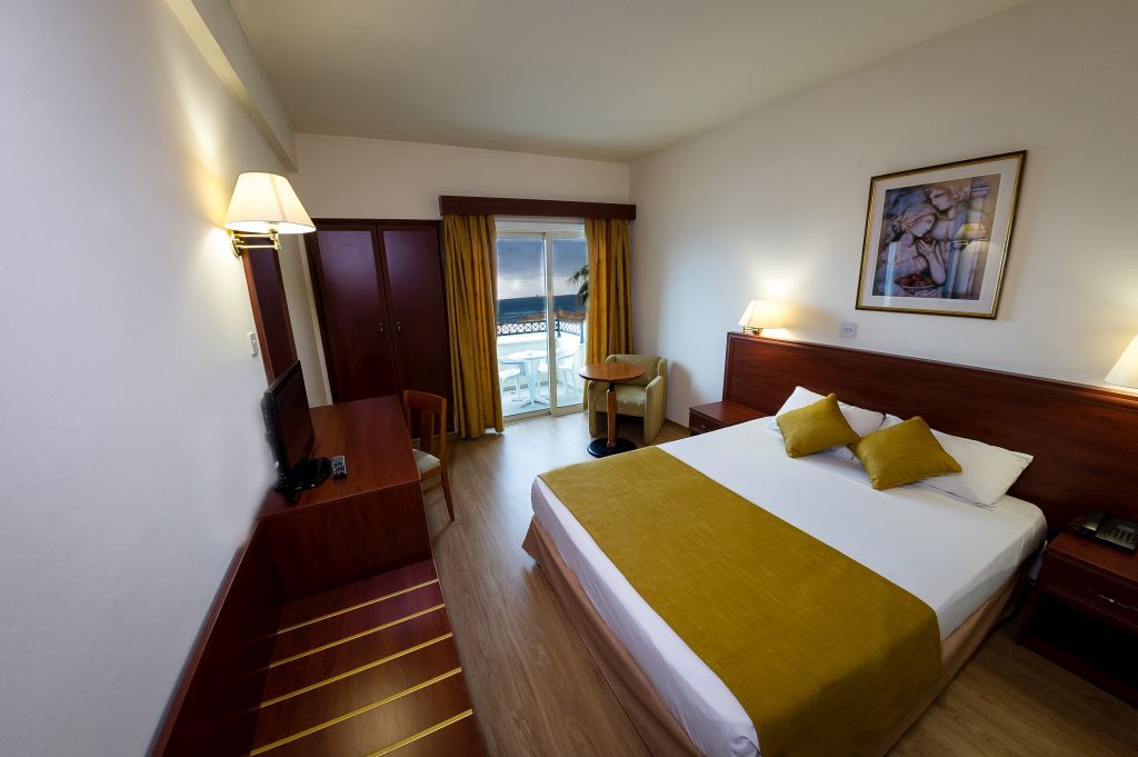 Kapetanios Limassol Hotel Luaran gambar