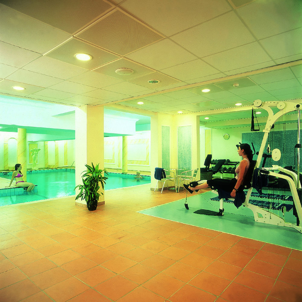 Kapetanios Limassol Hotel Luaran gambar