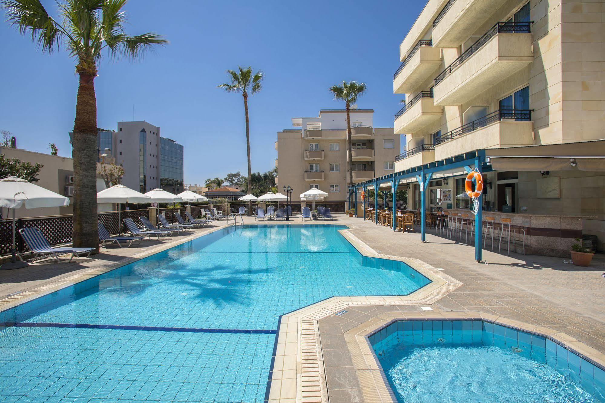 Kapetanios Limassol Hotel Luaran gambar