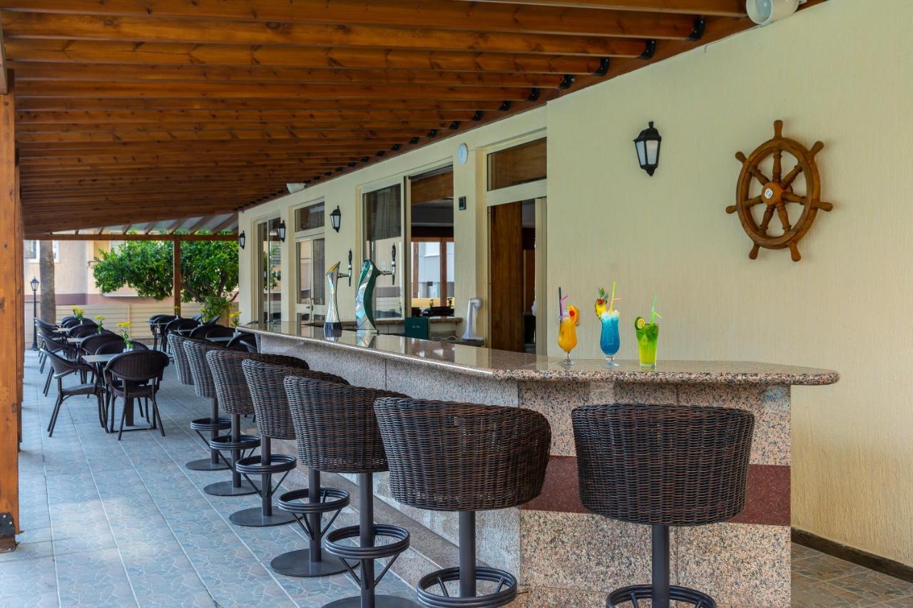 Kapetanios Limassol Hotel Luaran gambar