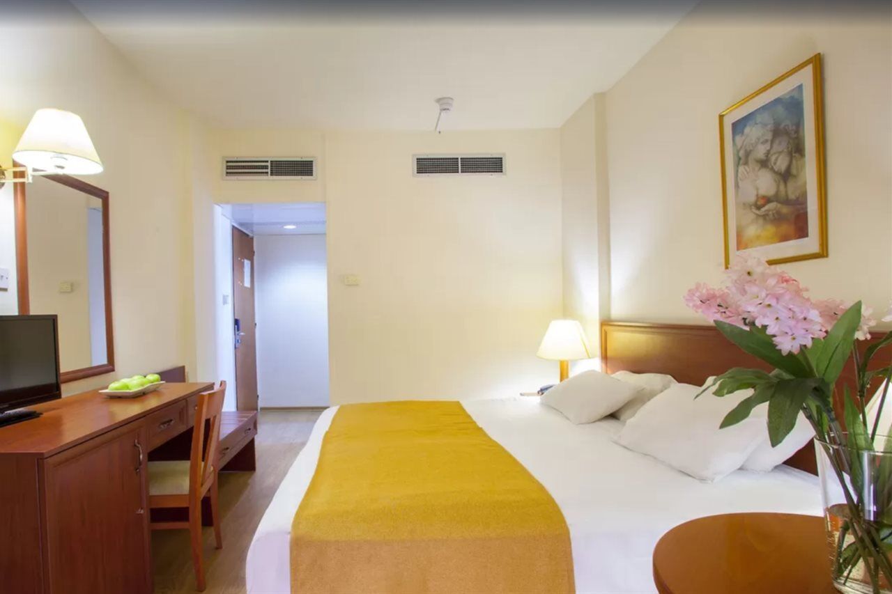 Kapetanios Limassol Hotel Luaran gambar